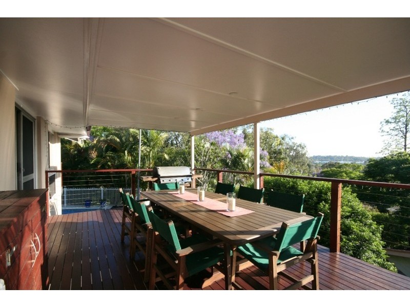 Mount Ommaney QLD 4074