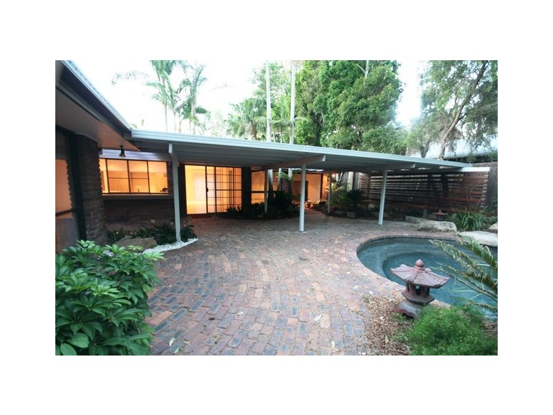 Mount Ommaney QLD 4074