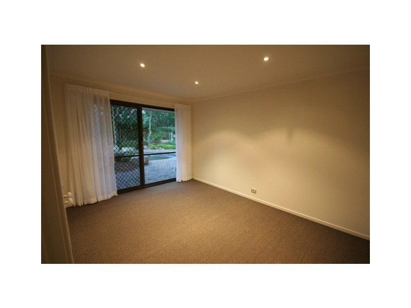 Mount Ommaney QLD 4074