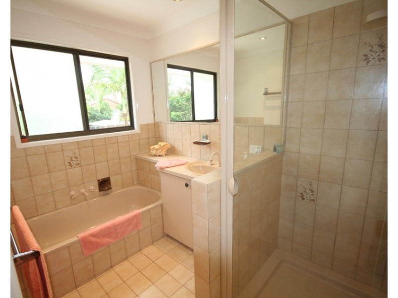 272  Horizon Drive, Westlake QLD 4074