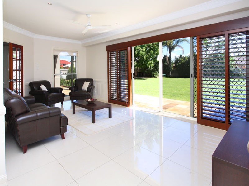 Sinnamon Park QLD 4073