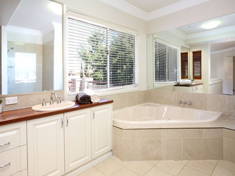 Sinnamon Park QLD 4073