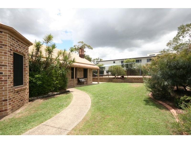 Seventeen Mile Rocks QLD 4073