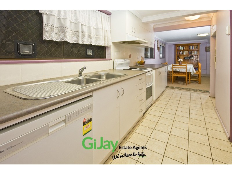 12 Tarling St, Sunnybank Hills QLD 4109