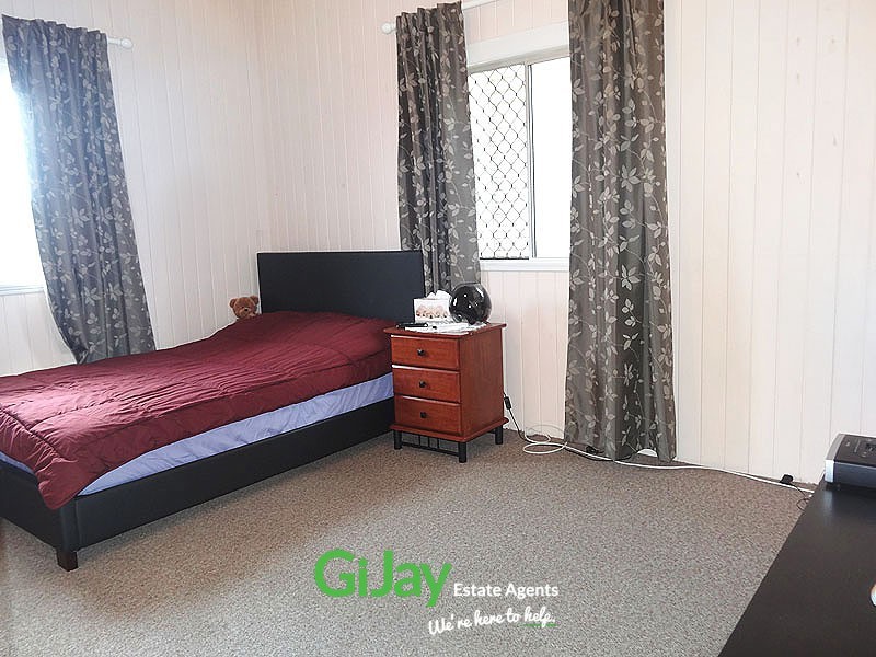 77 Perkins St, Upper Mount Gravatt QLD 4122