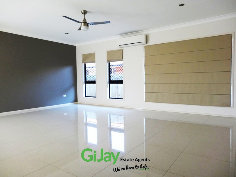 29 Orangetip Cres, Calamvale QLD 4116