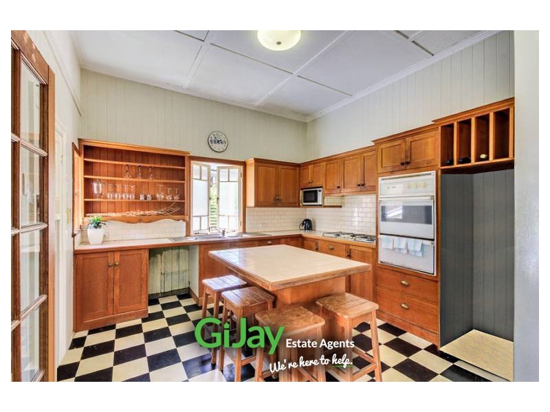 283 Wynnum Rd, Norman Park QLD 4170