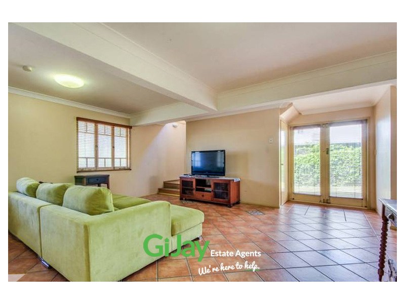 283 Wynnum Rd, Norman Park QLD 4170