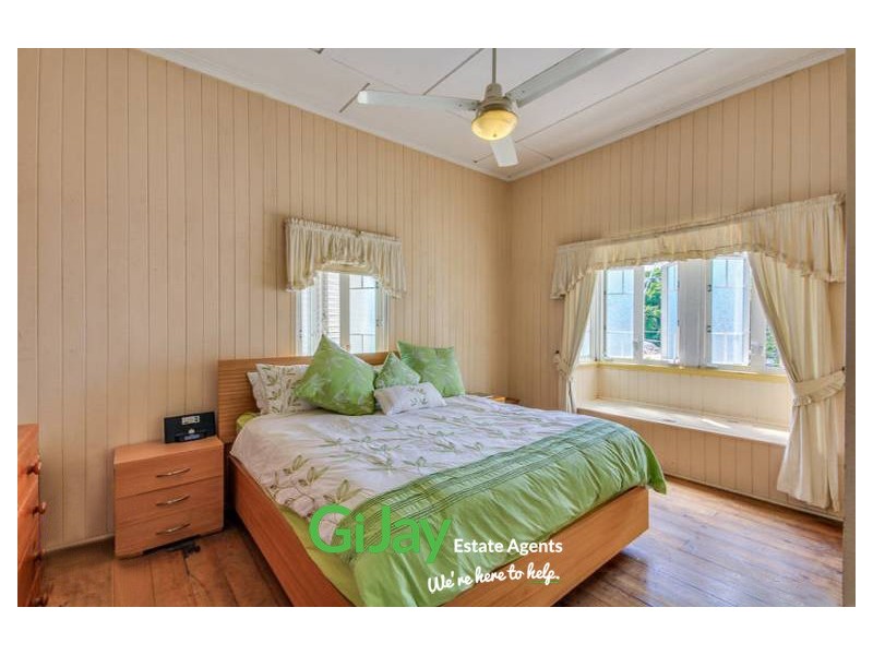 283 Wynnum Rd, Norman Park QLD 4170