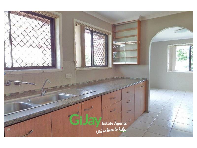 11 Coolgardie St, Sunnybank Hills QLD 4109