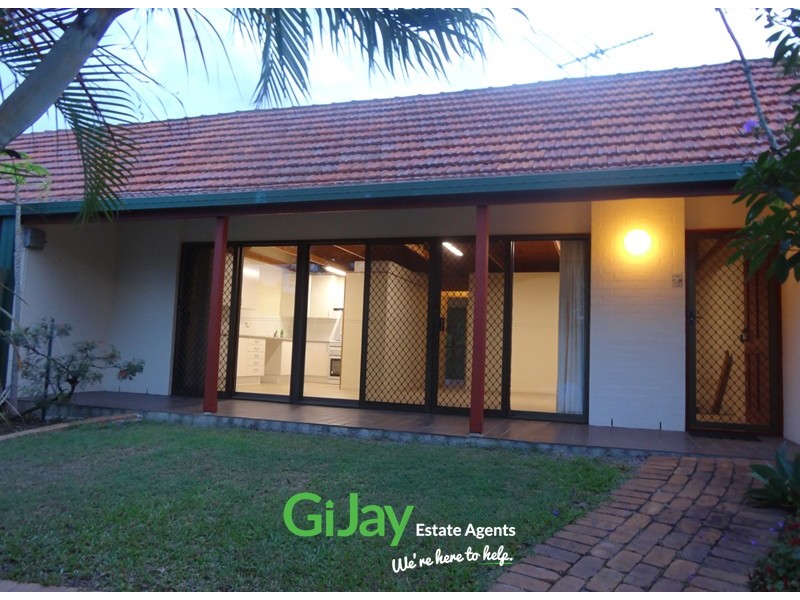 2/3 Fulton St, Wishart QLD 4122