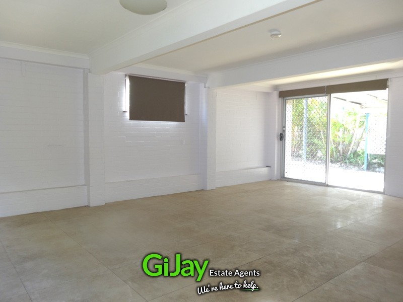 12 Tarling St, Sunnybank Hills QLD 4109