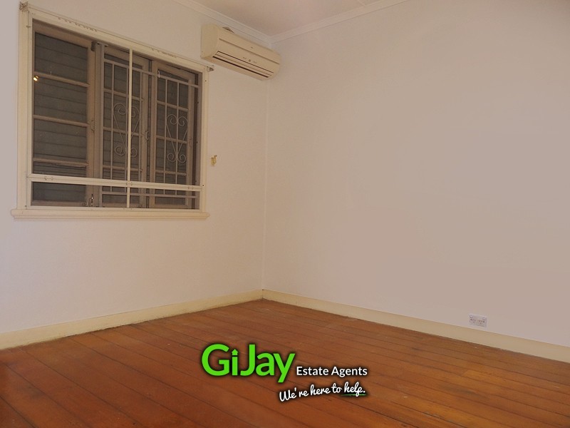 12 Rise St, Mount Gravatt East QLD 4122