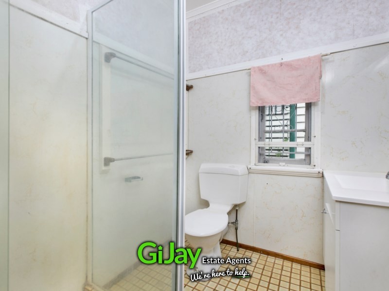 12 Rise St, Mount Gravatt East QLD 4122