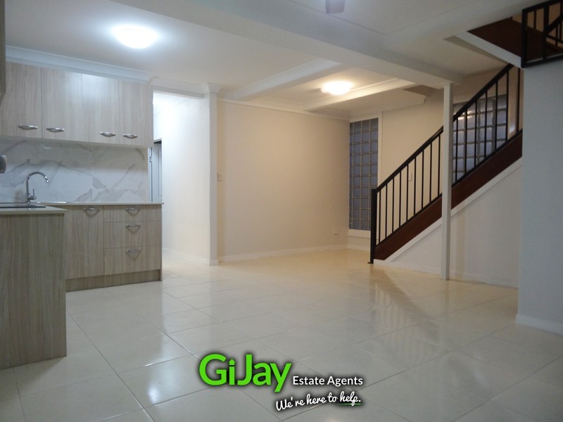 2/13 Willis St, Tarragindi QLD 4121