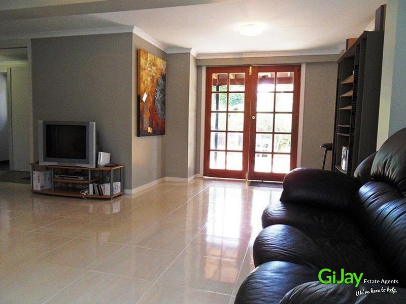 151 Juers St, Kingston QLD 4114