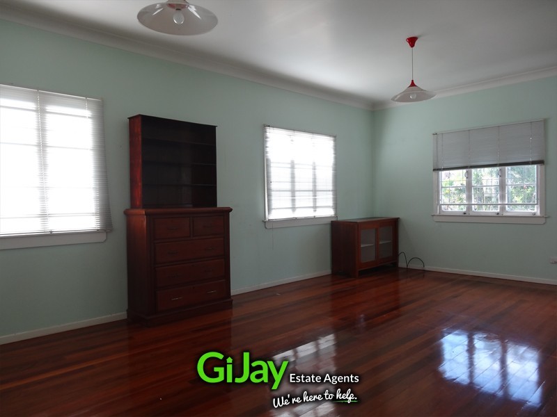 114 Jones St, Carina Heights QLD 4152