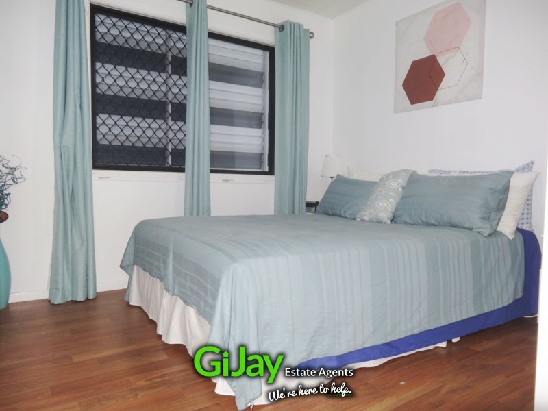 5 Moore St, Logan Central QLD 4114