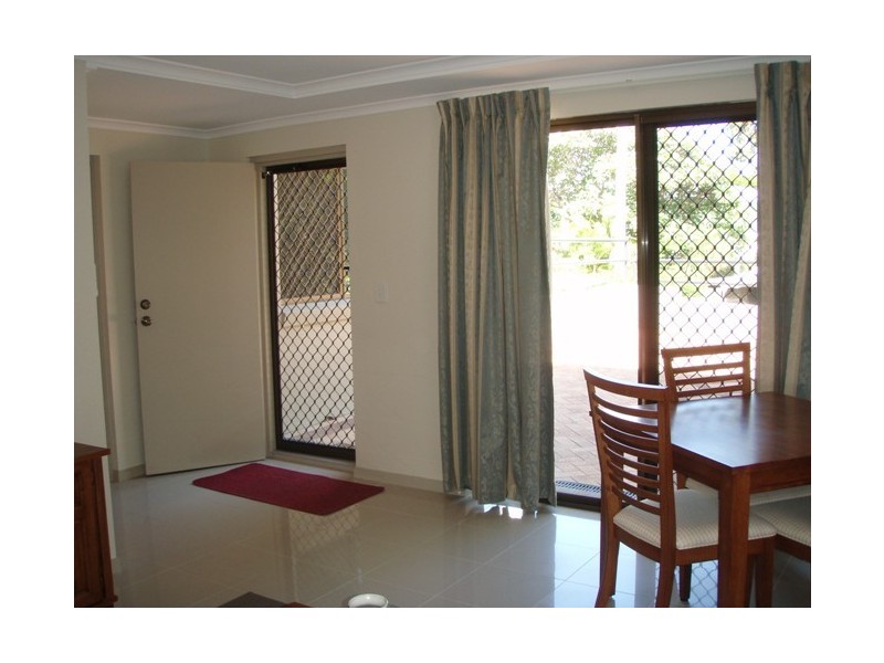 Holland Park West QLD 4121