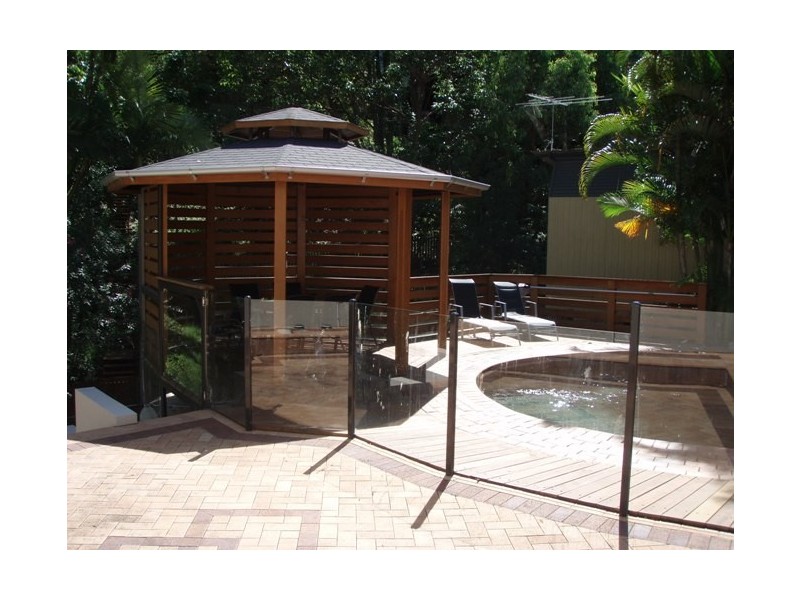 Holland Park West QLD 4121