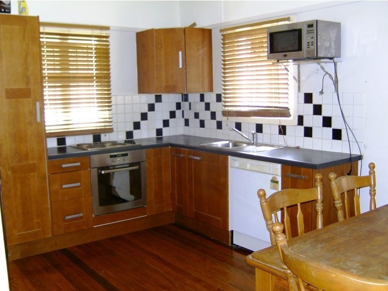 96 Creek Rd, Mount Gravatt QLD 4122