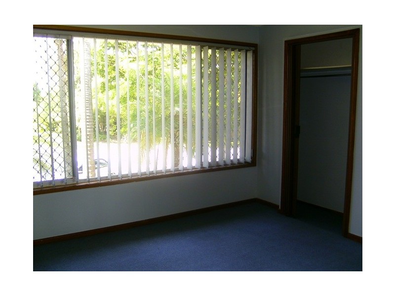 17 Holder St, Wishart QLD 4122