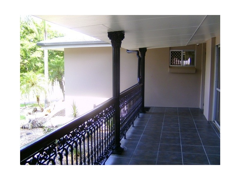 17 Holder St, Wishart QLD 4122