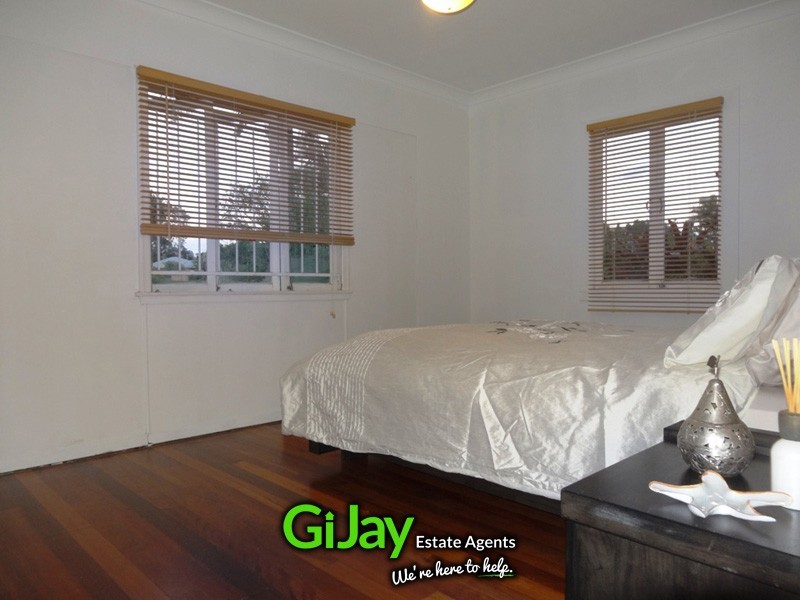 10 Perkins St, Upper Mount Gravatt QLD 4122