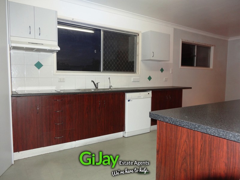 8 Kehoe St, Upper Mount Gravatt QLD 4122