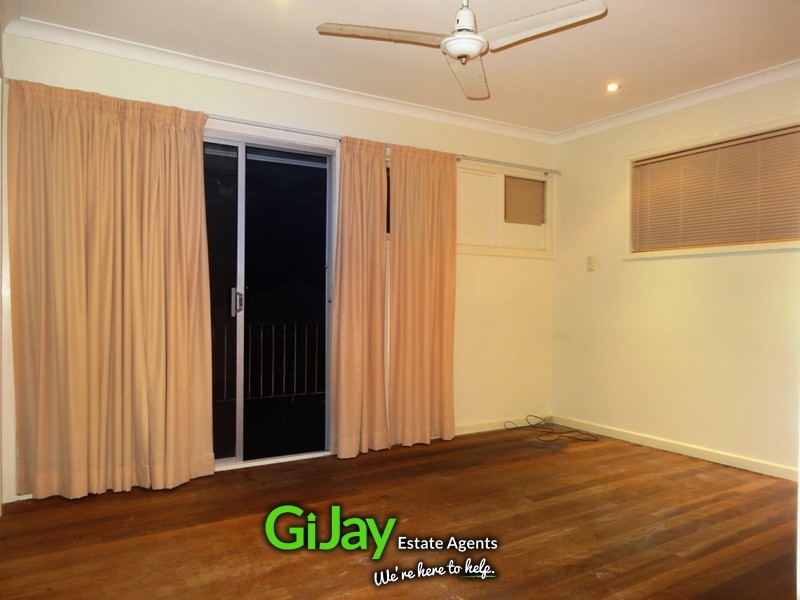 8 Kehoe St, Upper Mount Gravatt QLD 4122