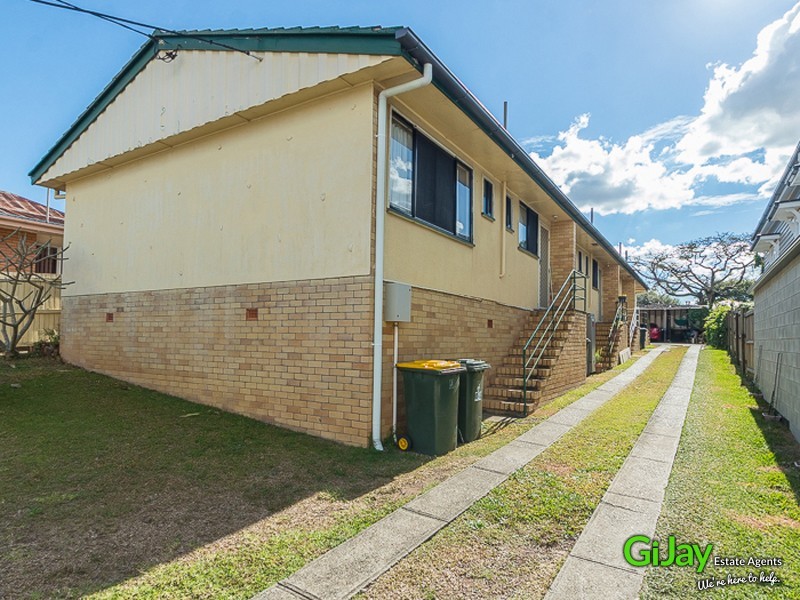 2/14 Arnold St, Holland Park QLD 4121