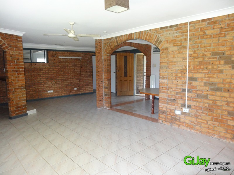 837 Kingston Rd, Waterford West QLD 4133