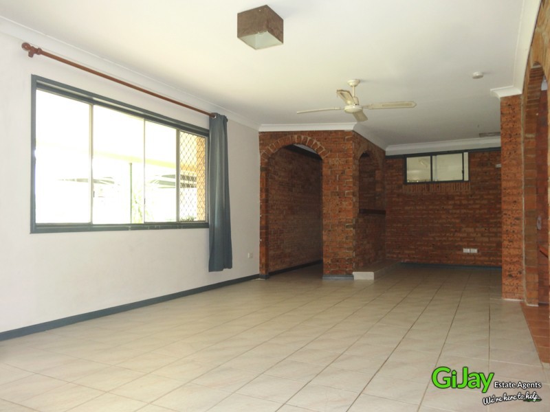 837 Kingston Rd, Waterford West QLD 4133