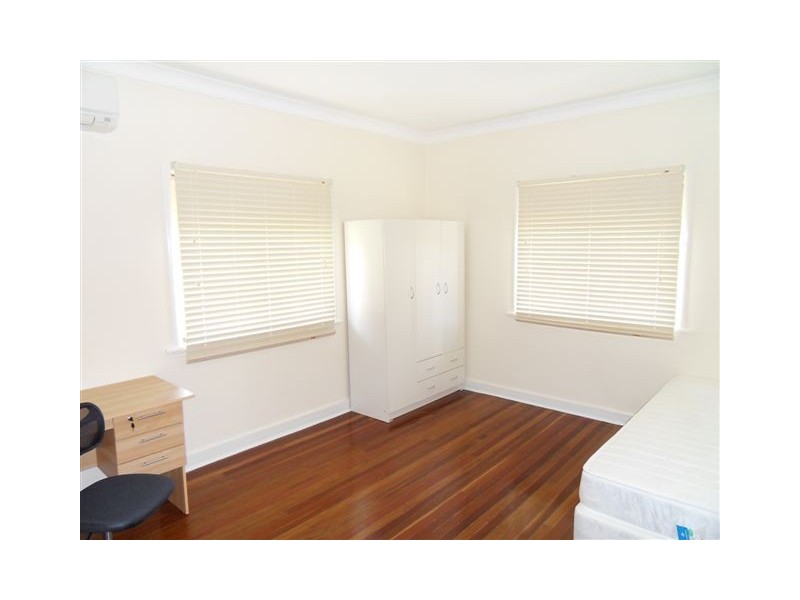 30 Springwood Street, Mount Gravatt East QLD 4122