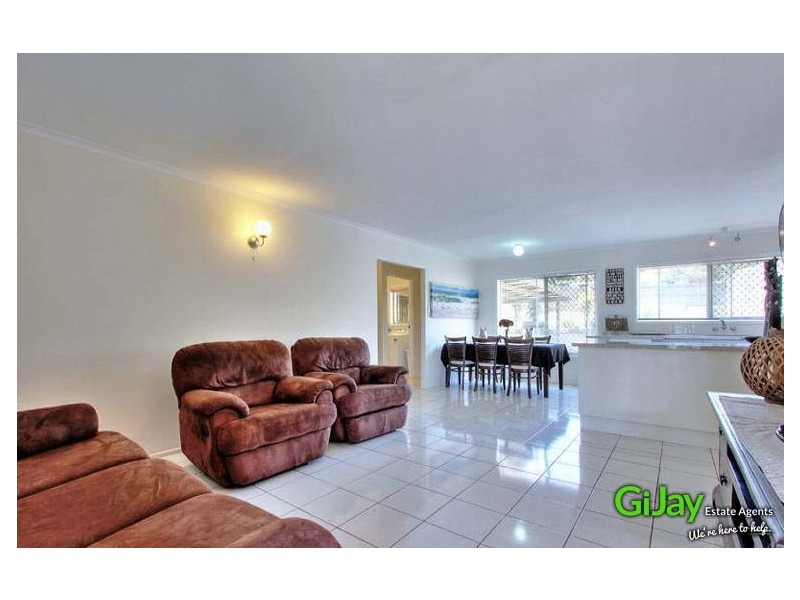 29 Lisbeth St, Springwood QLD 4127