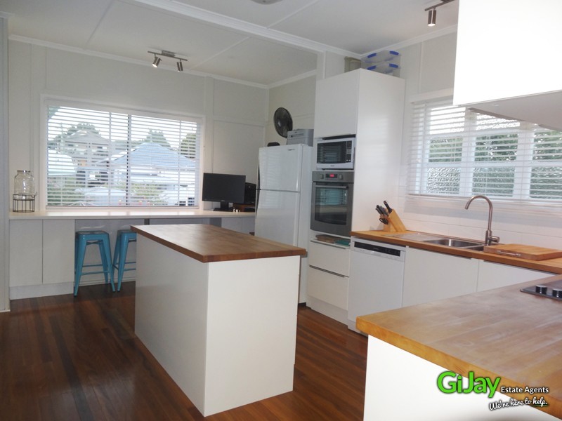 16 and 18 Perkins Street, Upper Mount Gravatt QLD 4122