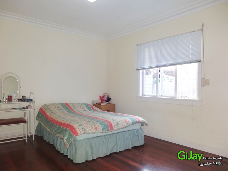 16 and 18 Perkins Street, Upper Mount Gravatt QLD 4122