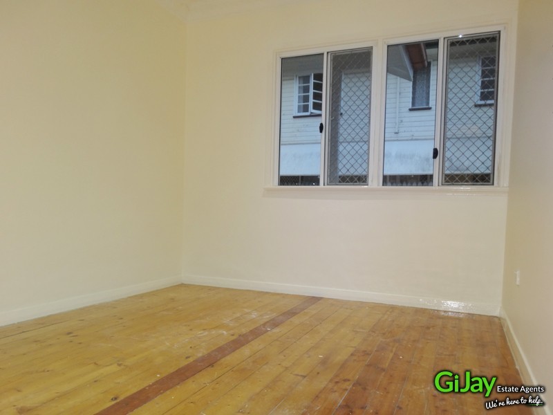 1187 Cavendish Rd, Mount Gravatt East QLD 4122