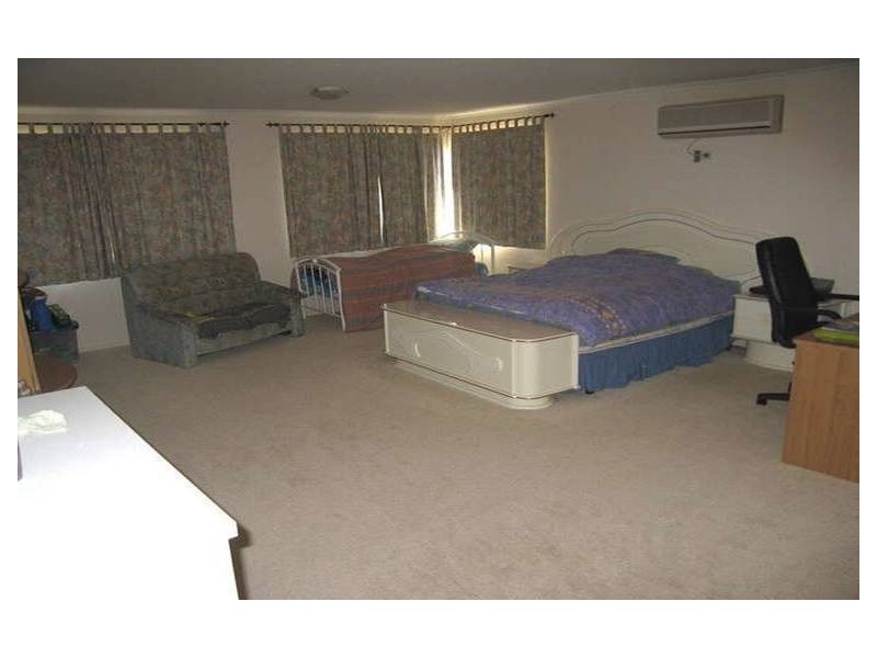 Parkinson QLD 4115