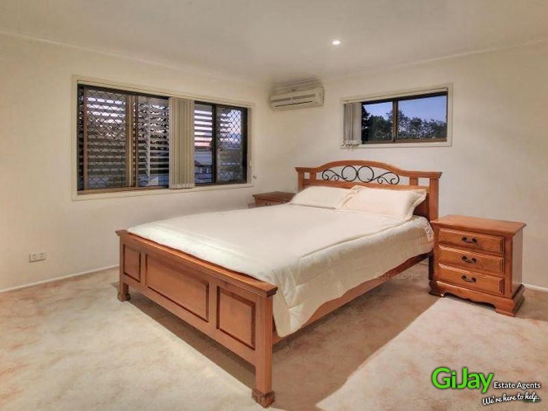 27 Angy St, Sunnybank Hills QLD 4109