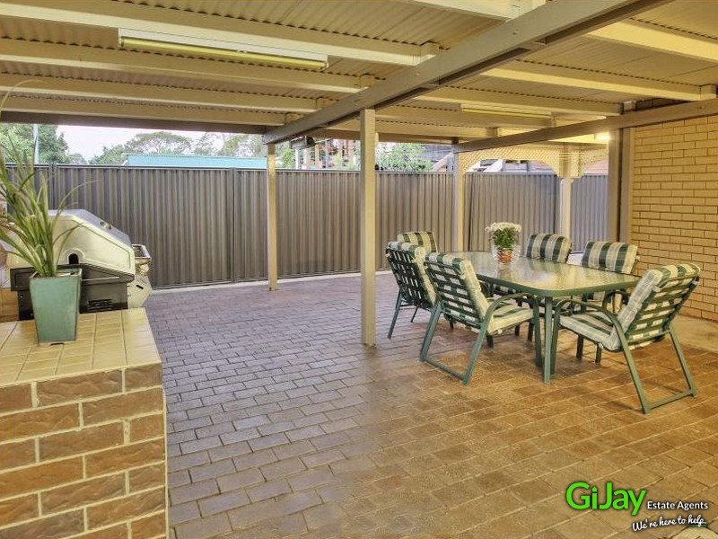 27 Angy St, Sunnybank Hills QLD 4109