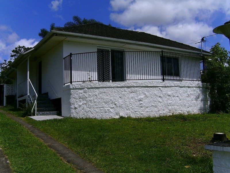 42 Wemvern Street, Upper Mount Gravatt QLD 4122