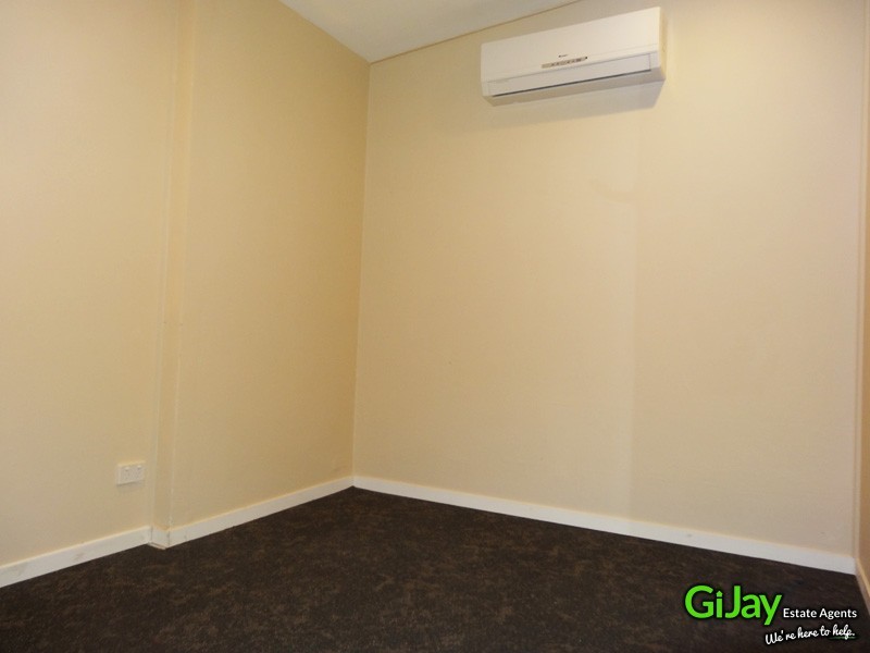 Shop 2/1401 Logan Road, Mount Gravatt QLD 4122