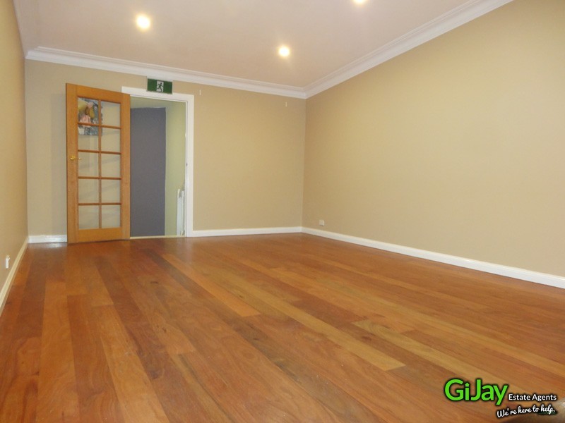 Shop 2/1401 Logan Road, Mount Gravatt QLD 4122