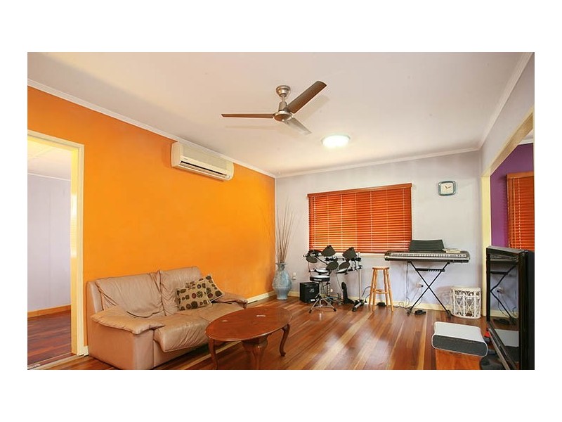 32 Luprena Street, Mansfield QLD 4122