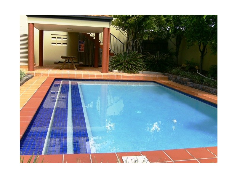 19/11-15 Dansie Street, Greenslopes QLD 4120