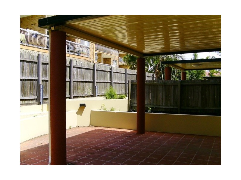 19/11-15 Dansie Street, Greenslopes QLD 4120