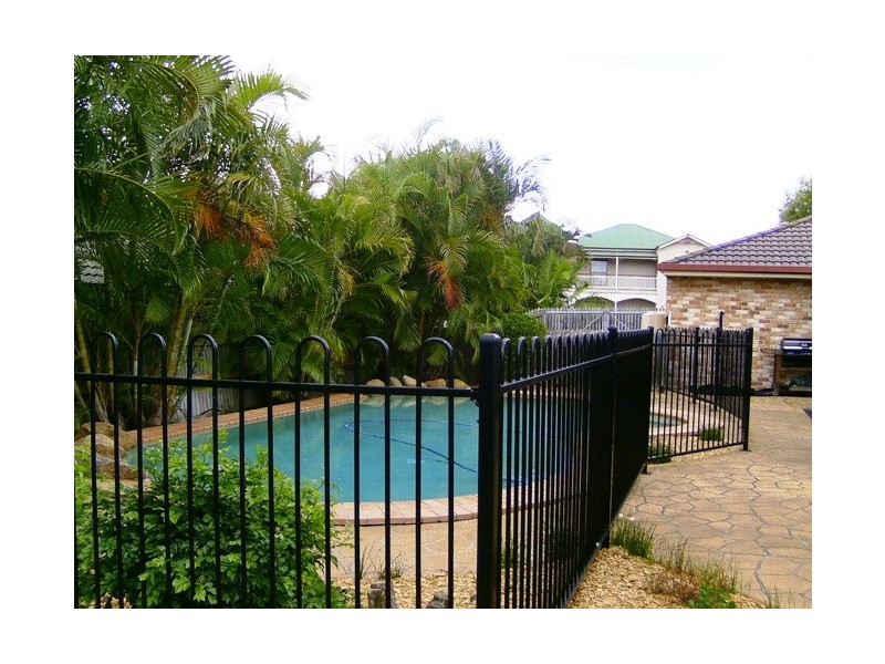 7 Coventry Place, Wishart QLD 4122