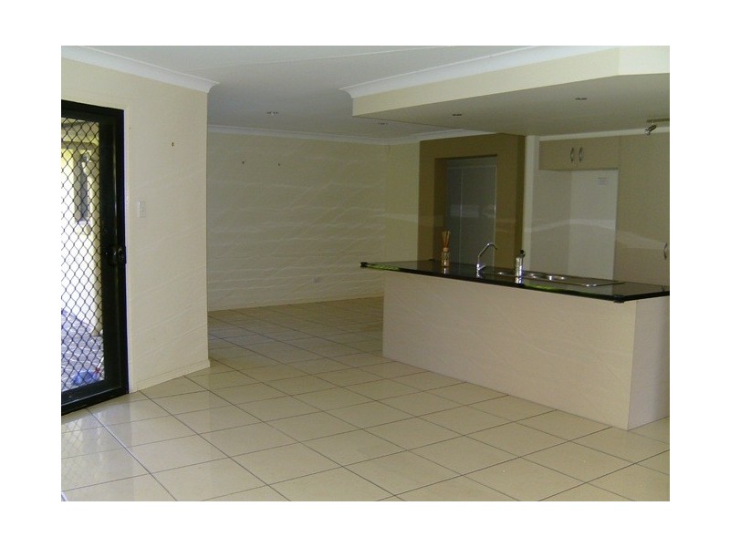 9 Hastings Close, Calamvale QLD 4116