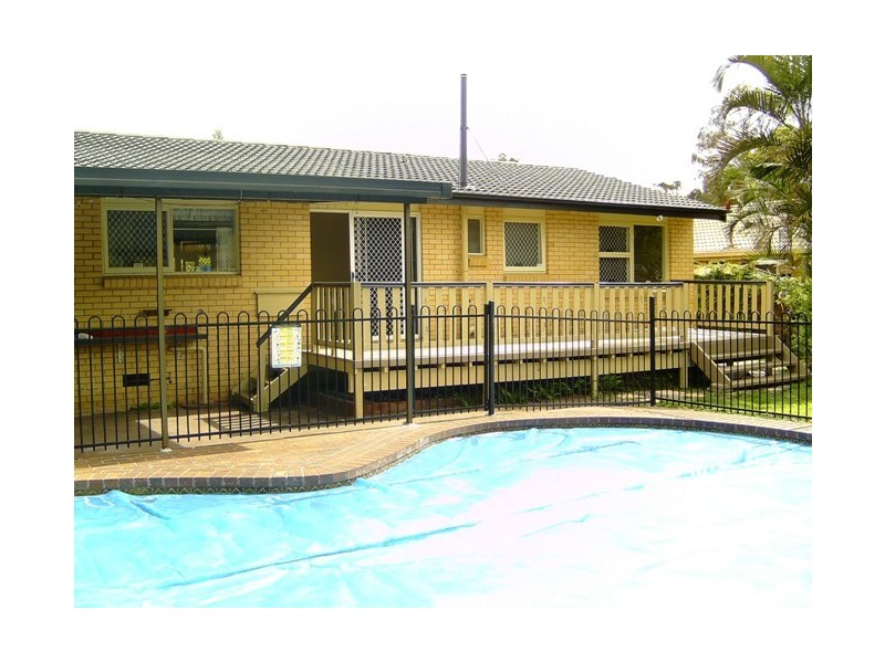 25 Shirland Street, Macgregor QLD 4109